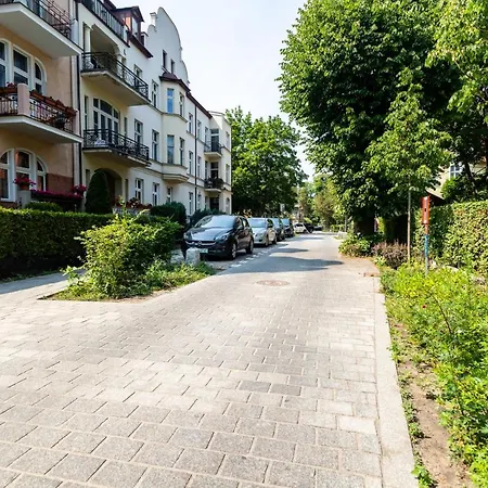 Blue By Victus Hotel